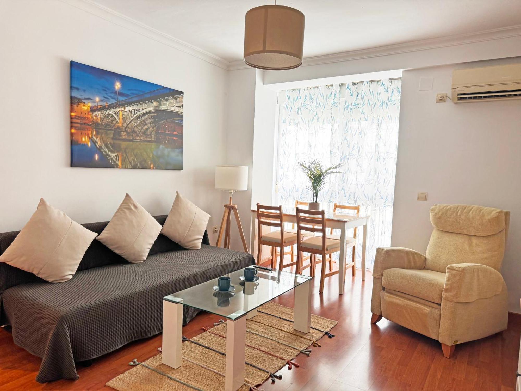 Triana Luxury Numancia Apartment Seville Exterior photo