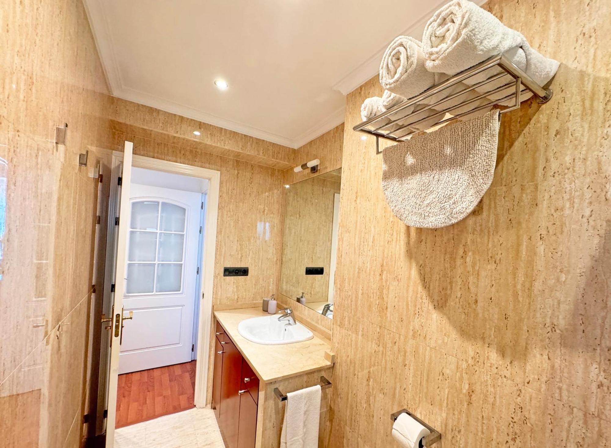 Triana Luxury Numancia Apartment Seville Exterior photo